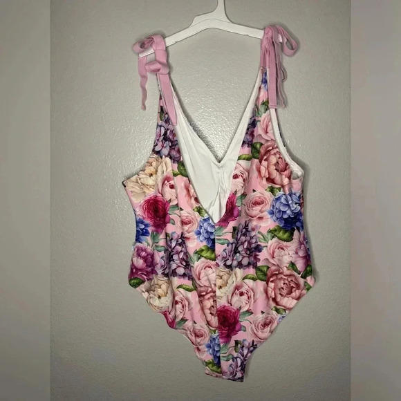 Posh Peanut Georgette Swimsuit - Picture 4 of 7